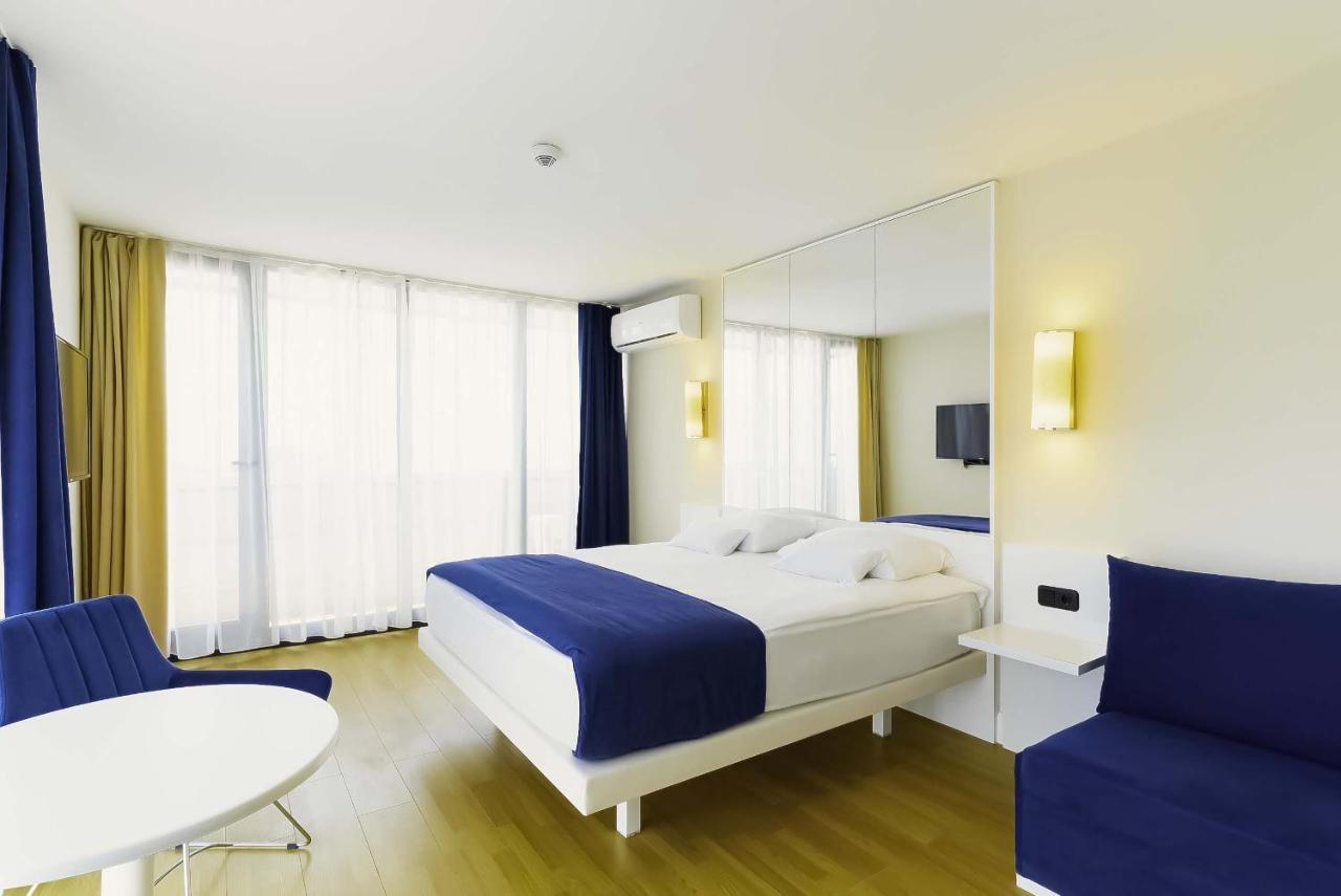Elegance Sea View Aparthotel In Orbi City Batumi Ngoại thất bức ảnh