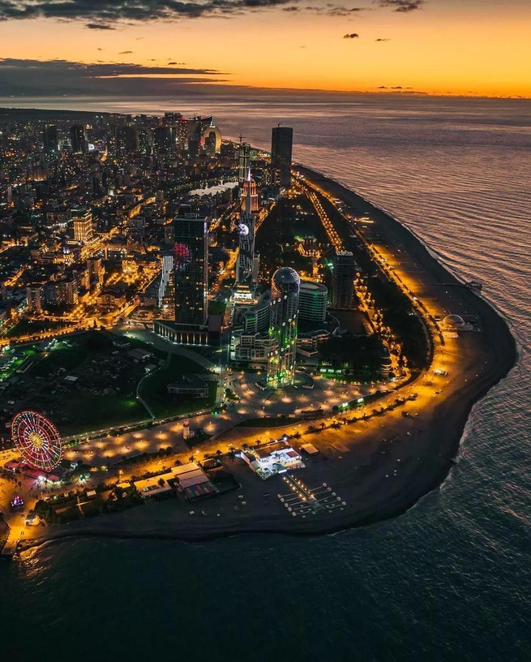 Elegance Sea View Aparthotel In Orbi City Batumi Ngoại thất bức ảnh
