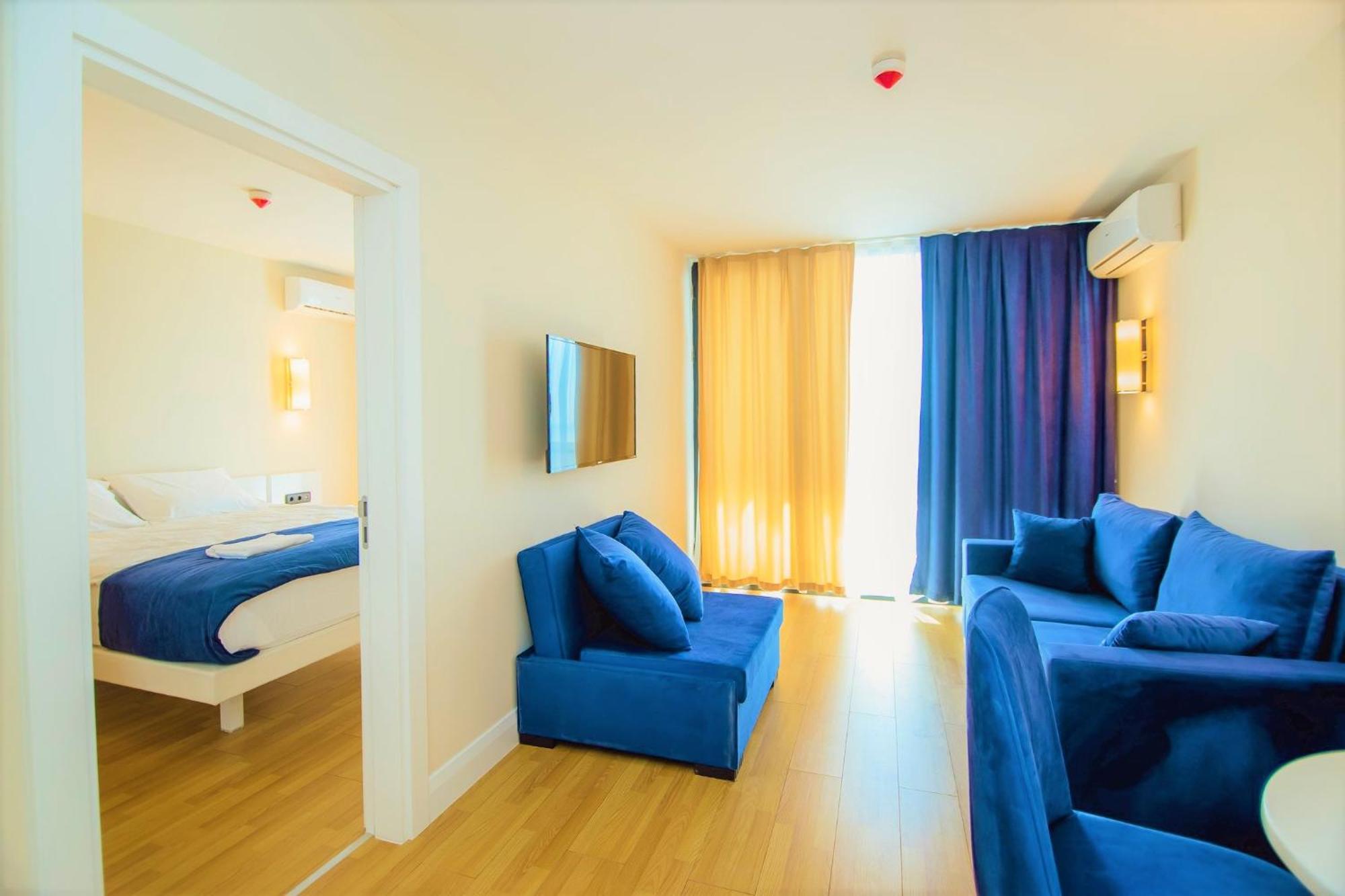 Elegance Sea View Aparthotel In Orbi City Batumi Ngoại thất bức ảnh